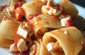 Ricetta paccheri gamberi e guanciale