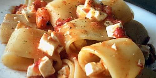 Ricetta paccheri gamberi e guanciale