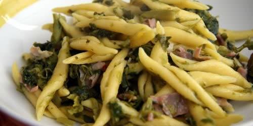 Strozzapreti broccoletti e prosciutto