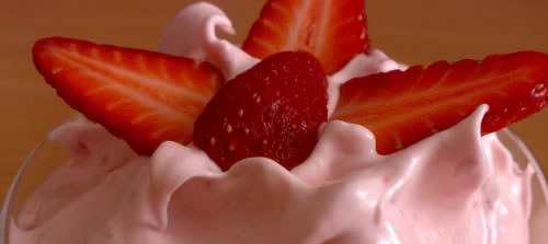 Ricetta mousse fragole Ricetta mousse fragole
