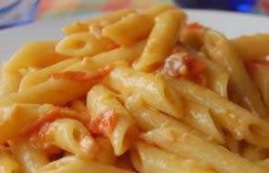 Ricetta penne al salmone