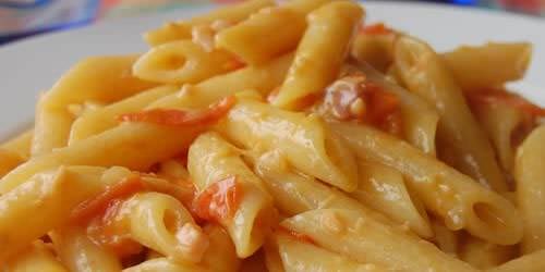 Ricetta penne al salmone