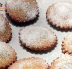 Ravioli fritti dolci ripieni alla marmellata e alla Nutella