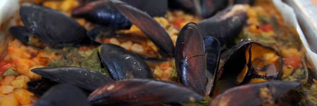 Tiella orzo, patate e cozze