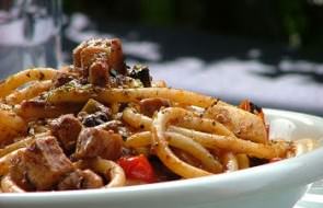 bucatini_al_ragu_di_pescespada