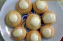 Biscotti alle mandorle con glassa all’arancia