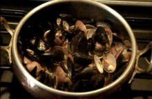 Zuppa fasolari, cozze e vongole veraci