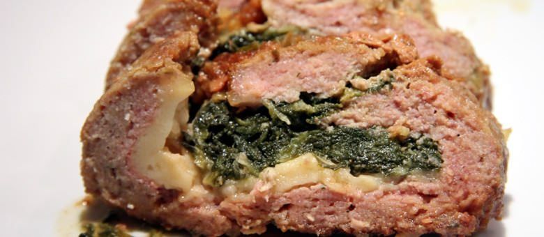 Polpettone ripieno di spinaci e provola