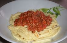 Ragù di carne di manzo con cavatoni