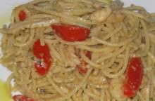 Spaghetti di Gragnano con pesto di carciofi e noci ai frutti di mare