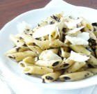 Penne alle olive nere e pecorino