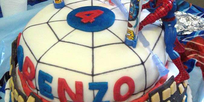 Torta di compleanno di Spiderman