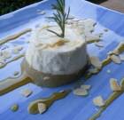 Ricotta,pere al rosmarino e miele di castagno