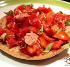 Freselle integrali pomodoro, basilico e tonno