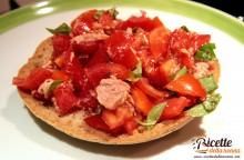 Freselle integrali pomodoro, basilico e tonno