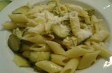 Mezze penne alle zucchine