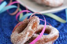 Ciambelle fritte dolci di Carnevale
