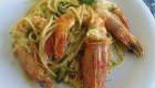 Spaghetti asparagi, pinoli e mazzancolle