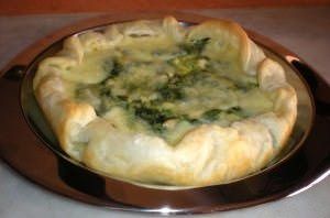 Torta salata con erbette e fagioli