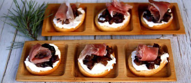 ricetta crostini radicchio speck