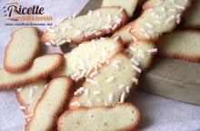 Biscotti Lingue di gatto