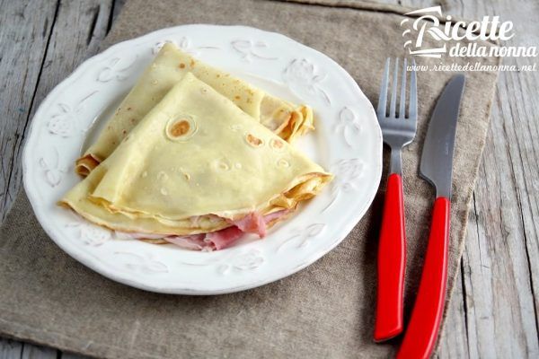 Crepes prosciutto e formaggio