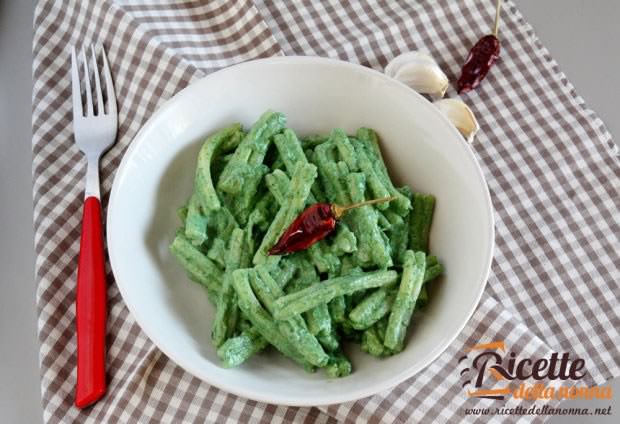 Strozzapreti in crema di broccoli