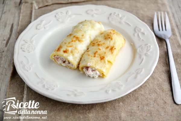 Cannelloni ricotta, prosciutto cotto e fontina