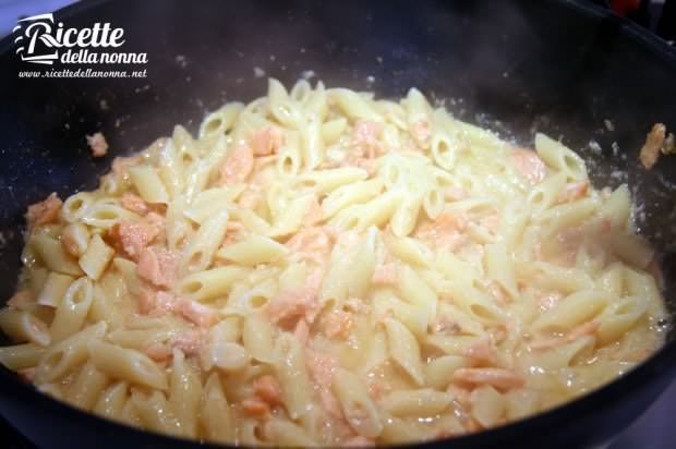 Ricetta Penne al salmone