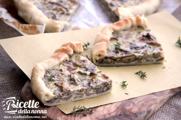 Torta rustica funghi e robiola