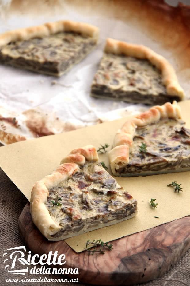 Torta rustica funghi e robiola