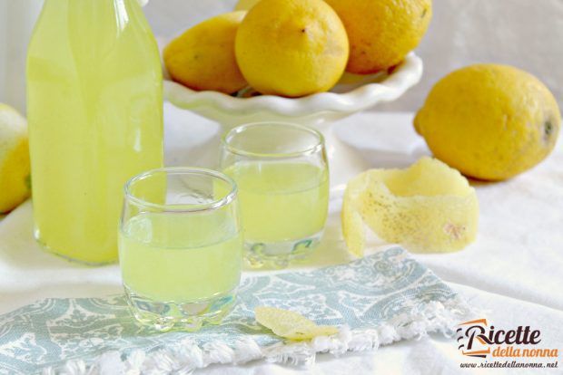 Limoncello ricetta e foto