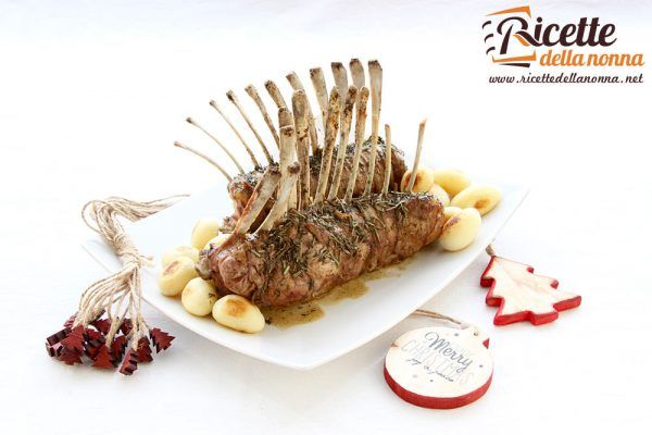 Carrè di agnello alle erbe aromatiche