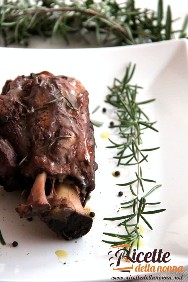 Stinco di maiale al forno ricetta e foto