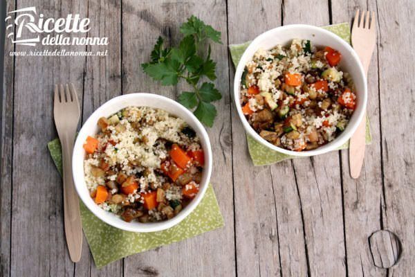 Come fare il cous cous vegetale, la ricetta del piatto unico da mangiare dove vuoi