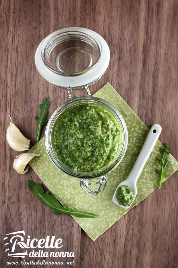 Pesto alla rucola ricetta e foto