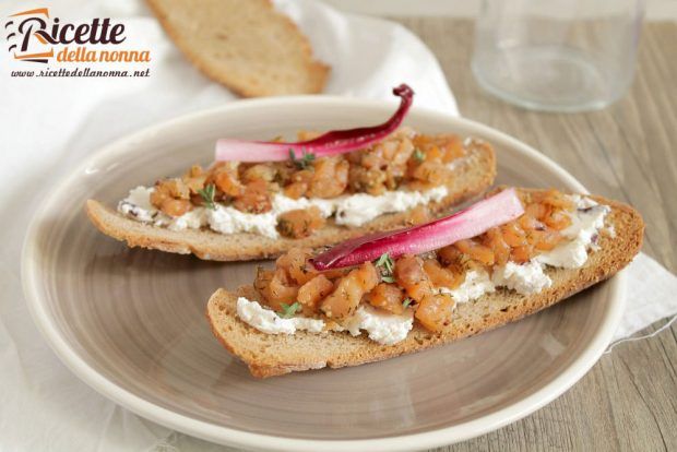 Bruschetta salmone e Philadelphia foto e ricetta