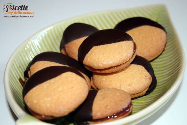 cioccolato biscotti marmellata