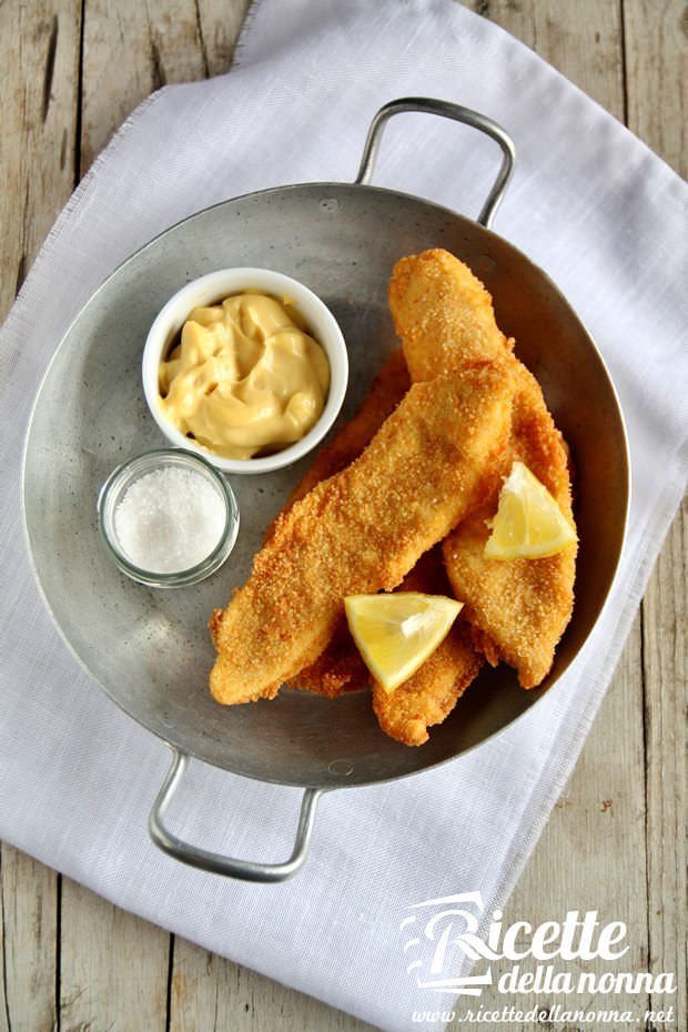 Foto Tagliata di pollo fritta al rosmarino