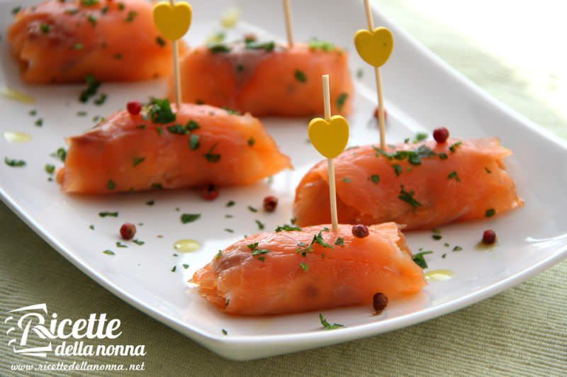 Involtini di salmone Ricette della Nonna