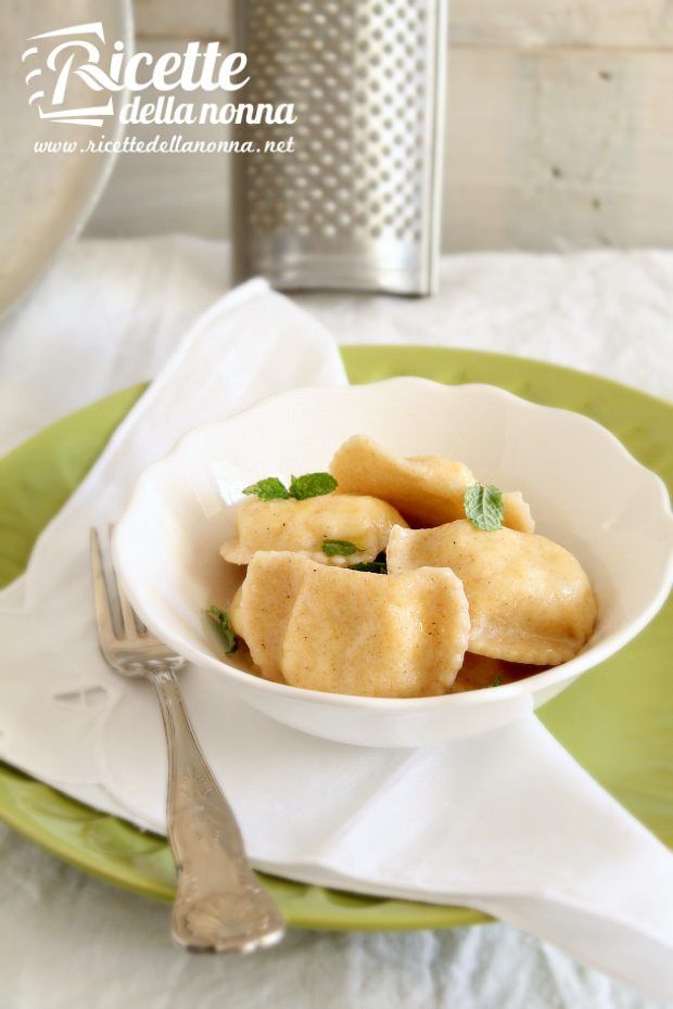 Tortelloni di patate e formaggi