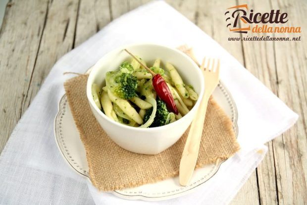 Ricetta cavatoni con broccoletti