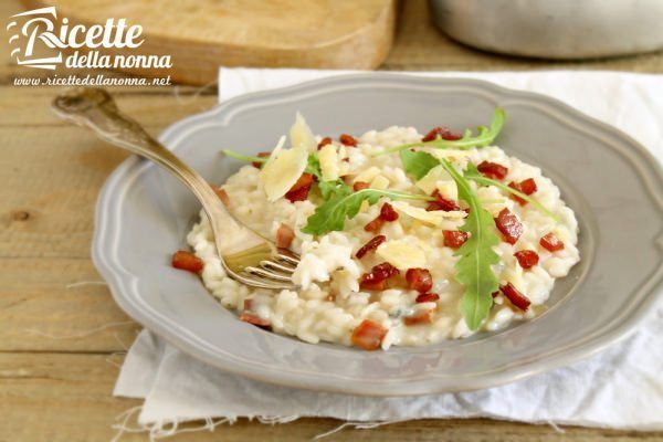 Risotto al gorgonzola e prosciutto