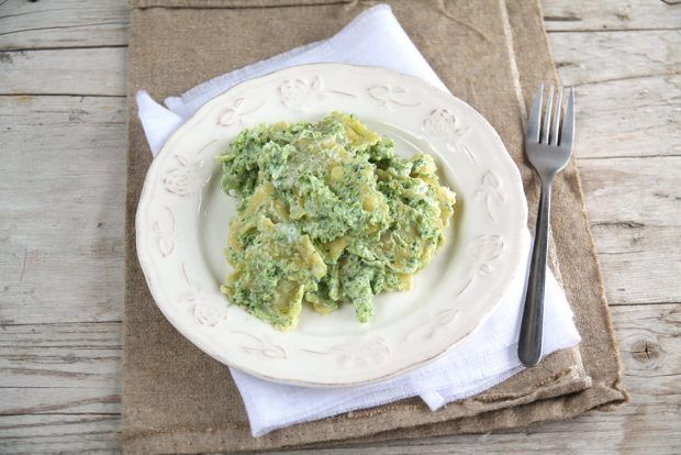 Ricetta ravioli di magro con salsa ai broccoli