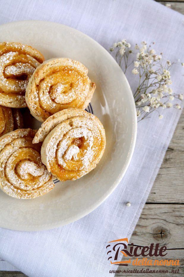 Girelle alla marmellata ricetta e foto