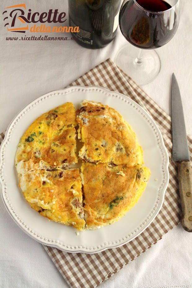 Frittata con salsiccia e speck