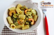 Penne zucchine e gamberetti