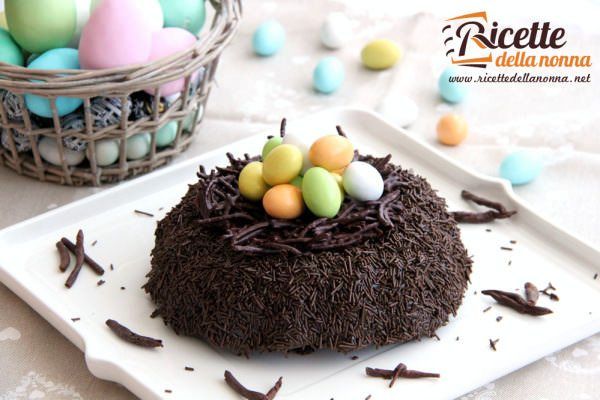 Torta nido di Pasqua al cioccolato