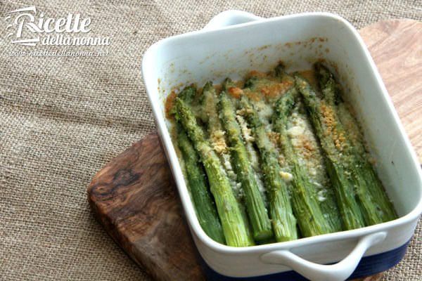 Asparagi gratinati