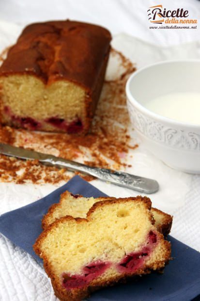 Plumcake alle fragole ricetta e foto